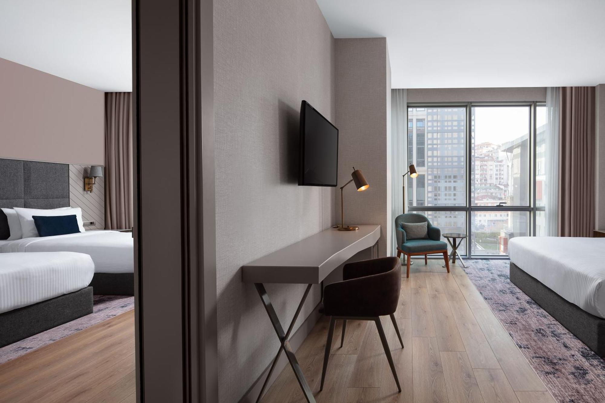 Delta Hotels By Marriott Istanbul Vadi Exterior photo