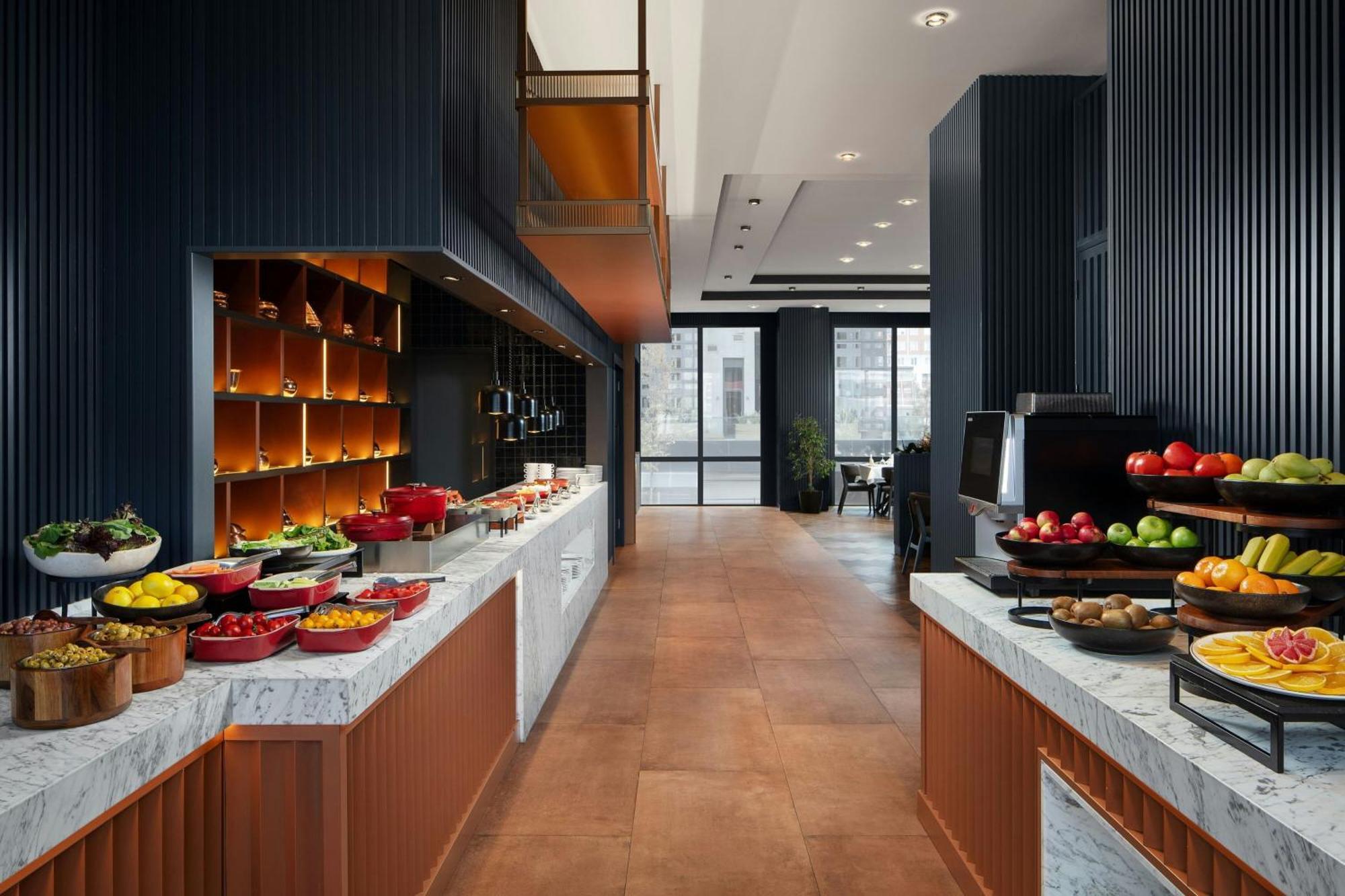 Delta Hotels By Marriott Istanbul Vadi Exterior photo
