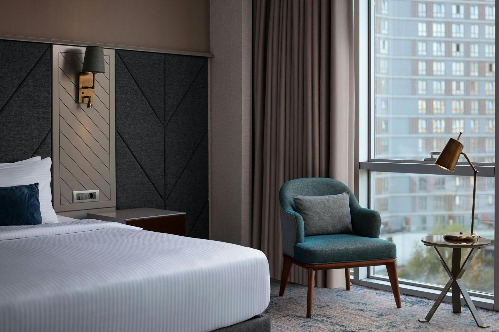 Delta Hotels By Marriott Istanbul Vadi Exterior photo