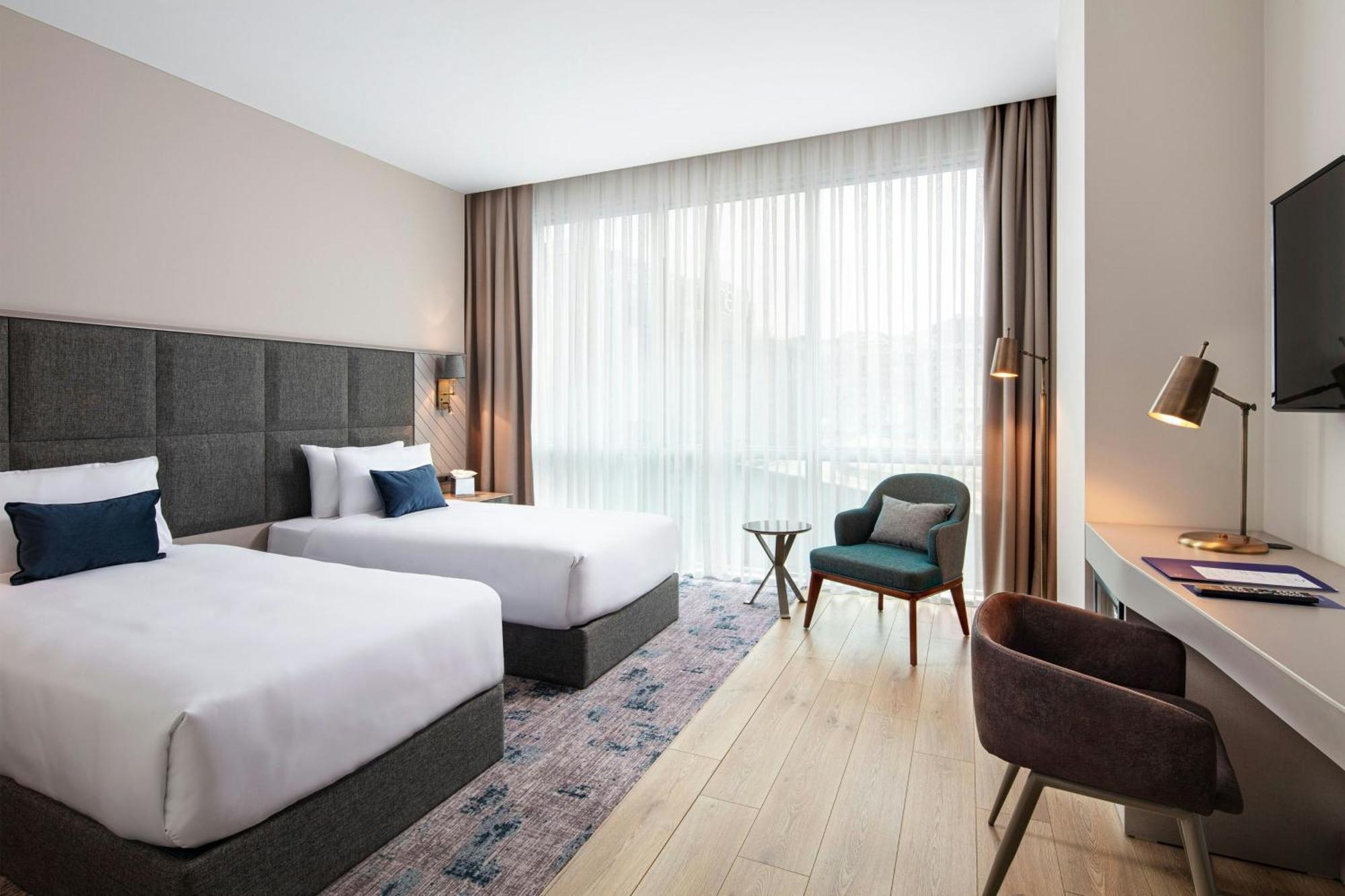 Delta Hotels By Marriott Istanbul Vadi Exterior photo