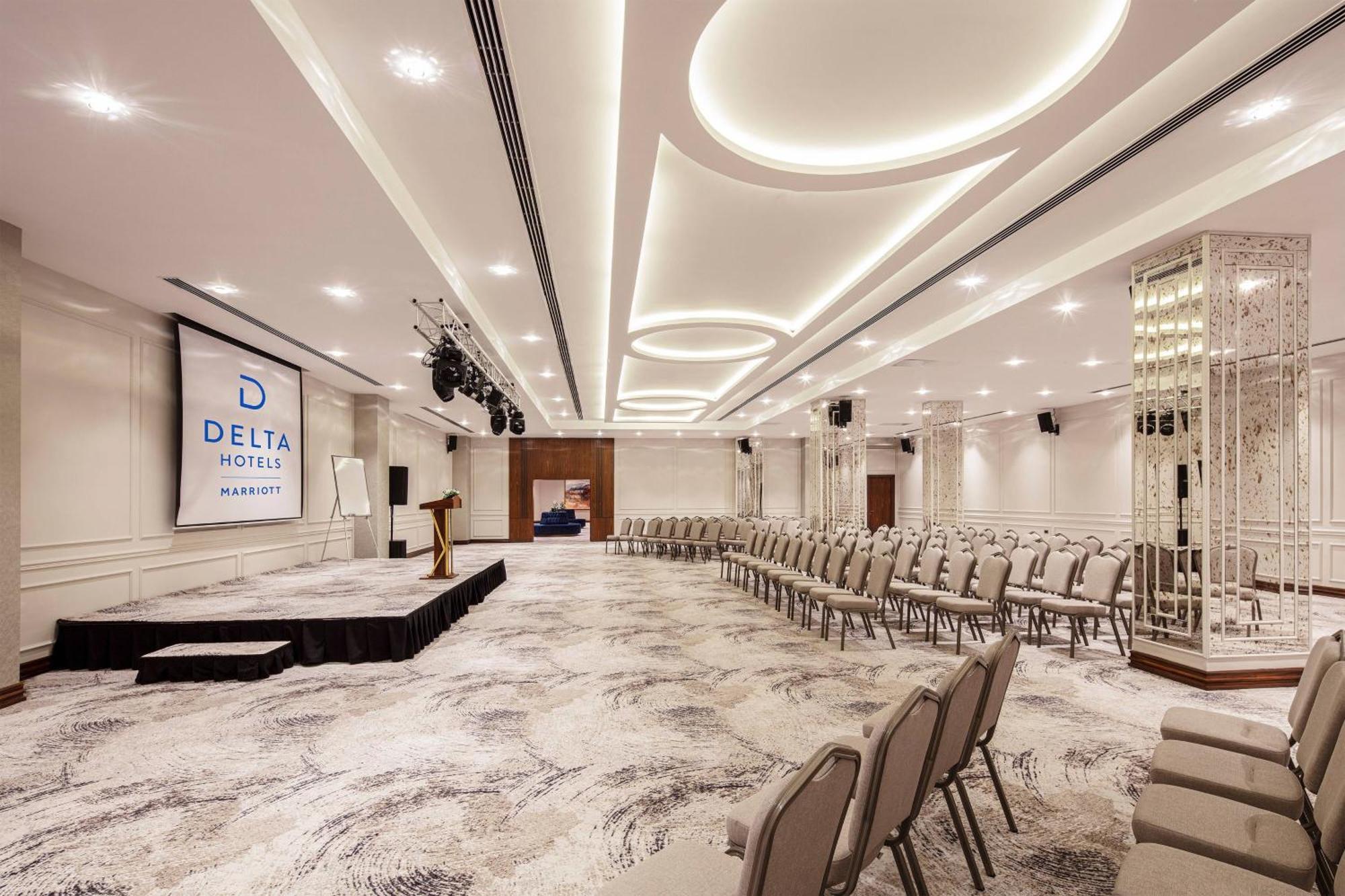 Delta Hotels By Marriott Istanbul Vadi Exterior photo
