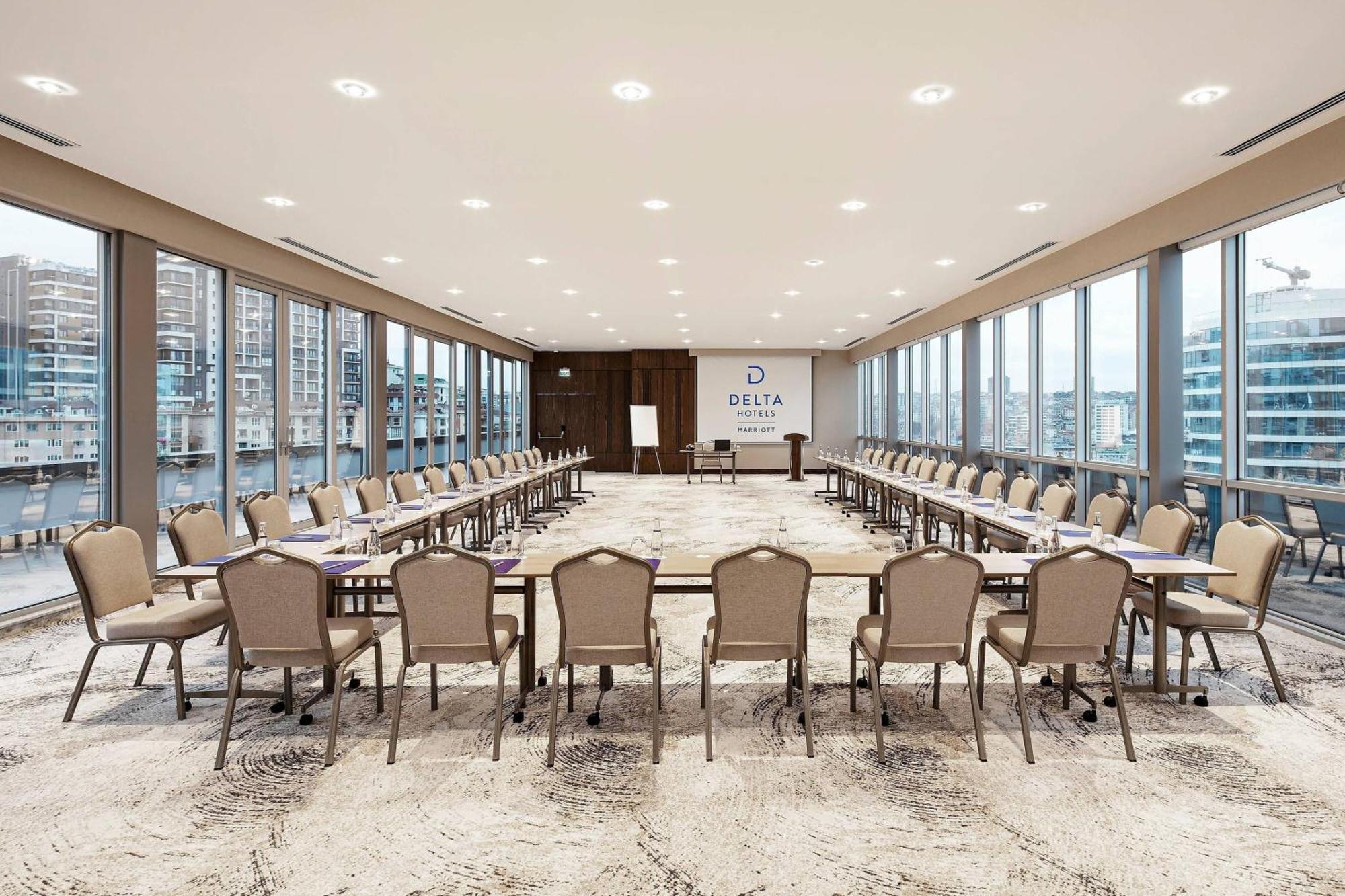 Delta Hotels By Marriott Istanbul Vadi Exterior photo